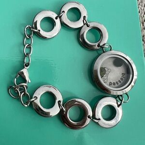 Silver color charm Bracelet with Circular Links  with dog bone